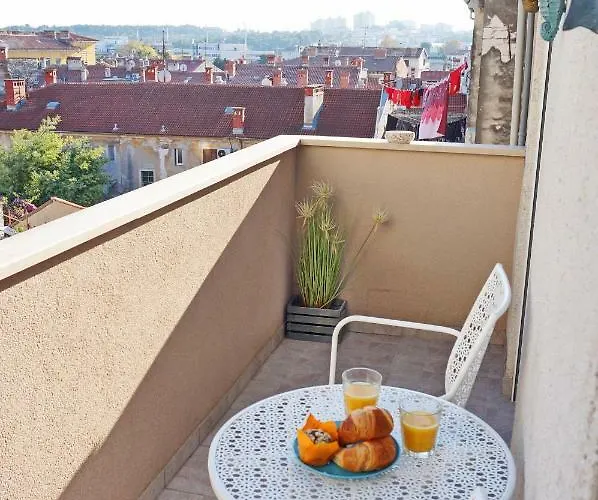 Apartament Epulon